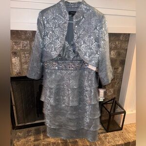 R& M Richards Elegant Silver Lace Dress with Jacket NWT size 8 wedding